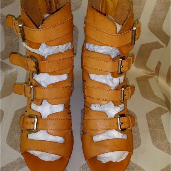 Rue 21 etc! Tan leather strap up wedges, size 7/8M - Picture 7 of 11